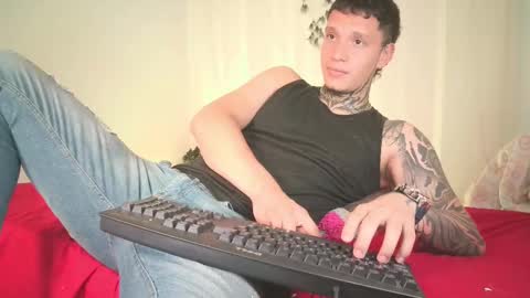 Snapshot of matthewjones1 chatting on 14, 2, 2025 Matt online show from 14, 2, 2025