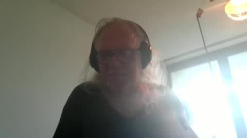 Snapshot of matthy60 chatting on 7, 10, 2025 Matthias online show from 7, 10, 2025