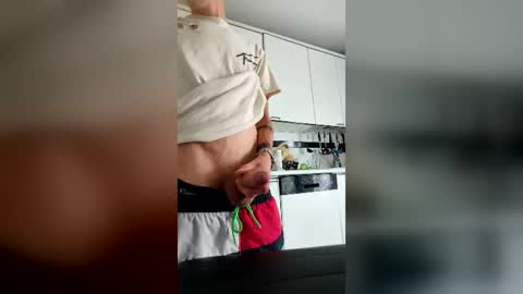 Snapshot of mattiatoyboyxxx chatting on 16, 6, 2026 mattiatoyboyxxx online show from 16, 6, 2026