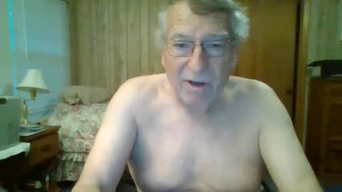 Snapshot of maturecouple1954 chatting on 17, 2, 2025 SXECPL55 at G mail Dot Com online show from 17, 2, 2025