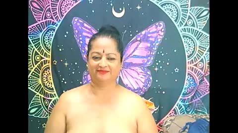 Snapshot of matureindian4u65 chatting on 1, 3, 2025 matureindian4u65 online show from 1, 3, 2025