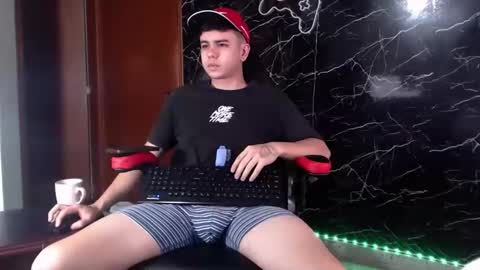 Snapshot of maty_hard chatting on 28, 1, 2025 Matias online show from 28, 1, 2025