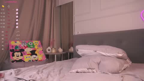 Snapshot of maudhaskell chatting on 8, 3, 2025 Lily online show from 8, 3, 2025