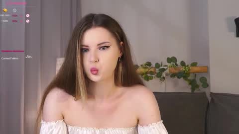 Snapshot of maudhaskell chatting on 11, 9, 2025 Lily online show from 11, 9, 2025