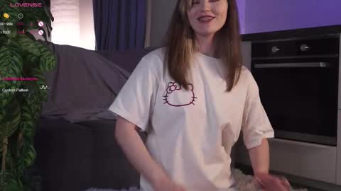 Snapshot of maudhaskell chatting on 27, 9, 2025 Lily online show from 27, 9, 2025