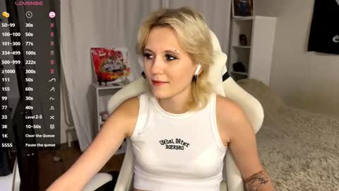 Mia online show from 15, 9, 2025