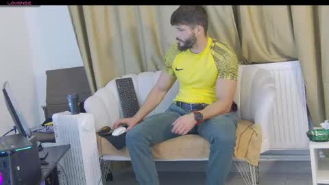 mauro_real_man online show from 6, 11, 2025