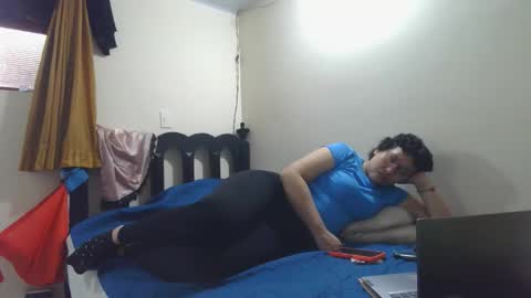 Snapshot of mauroluxandra chatting on 27, 5, 2026 mauroluxandra online show from 27, 5, 2026