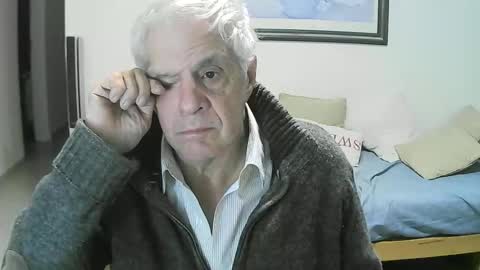 Snapshot of max_2017 chatting on 14, 5, 2026 max_2017 online show from 14, 5, 2026
