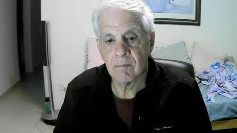 Snapshot of max_2017 chatting on 2, 7, 2026 max_2017 online show from 2, 7, 2026