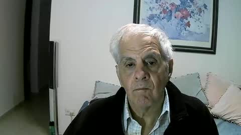 Snapshot of max_2017 chatting on 5, 7, 2026 max_2017 online show from 5, 7, 2026