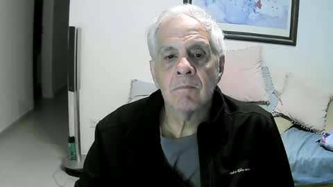 Snapshot of max_2017 chatting on 7, 7, 2026 max_2017 online show from 7, 7, 2026