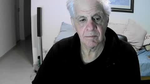 Snapshot of max_2017 chatting on 23, 7, 2026 max_2017 online show from 23, 7, 2026