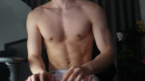 Snapshot of max_cortes1_ chatting on 1, 5, 2026 60 OFF ON MY OF ONLY FOR TODAY online show from 1, 5, 2026