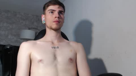 Snapshot of max_denver05 chatting on 17, 9, 2025 max_denver05 online show from 17, 9, 2025