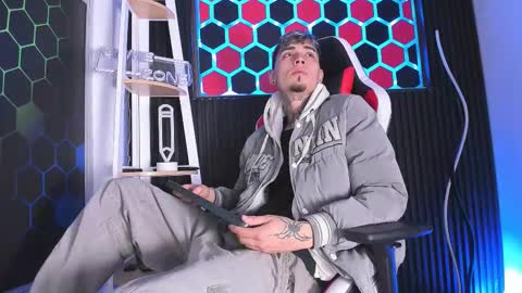 Snapshot of max_hader chatting on 17, 3, 2026 Max online show from 17, 3, 2026