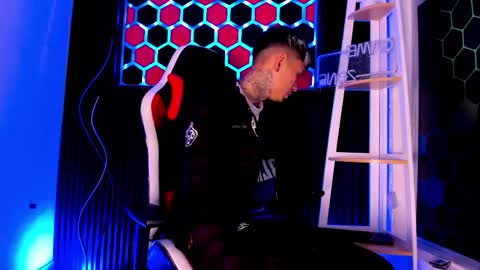 Snapshot of max_hader chatting on 13, 4, 2026 Max online show from 13, 4, 2026