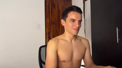 Max Lancaster online show from 26, 12, 2024