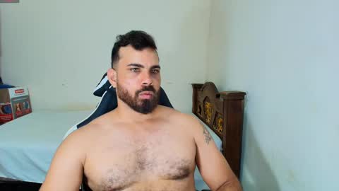 max_love25 online show from 1, 11, 2025