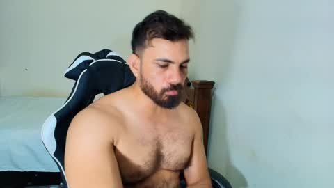 max_love25 online show from 8, 11, 2025