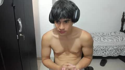 Snapshot of max_miller66 chatting on 16, 9, 2025 Max online show from 16, 9, 2025