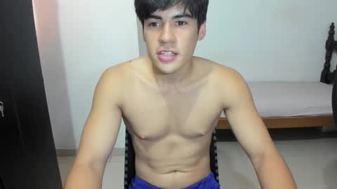 Snapshot of max_miller66 chatting on 22, 10, 2025 Max online show from 22, 10, 2025