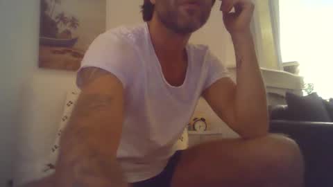 Snapshot of max_original chatting on 24, 12, 2024 Future Max online show from 24, 12, 2024