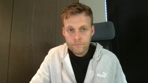 Snapshot of max_straight_1 chatting on 8, 1, 2026 Max take off clothes online show from 8, 1, 2026