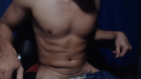 Snapshot of max_varona chatting on 19, 2, 2025 max_varona online show from 19, 2, 2025