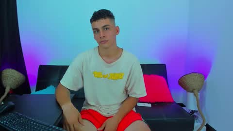 MAX     online show from 23, 10, 2025