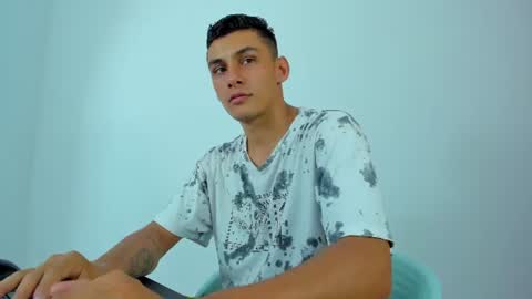 Snapshot of max_wild01 chatting on 14, 6, 2026 MAX online show from 14, 6, 2026