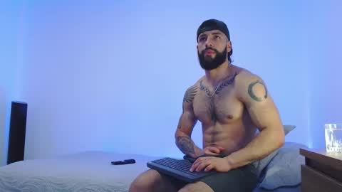 Snapshot of max_xl_ chatting on 18, 12, 2025 max_xl_ online show from 18, 12, 2025