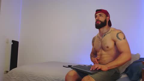 Snapshot of max_xl_ chatting on 7, 1, 2026 max_xl_ online show from 7, 1, 2026