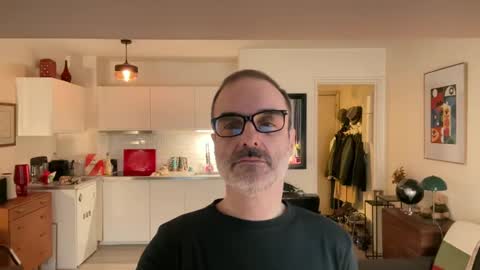 Snapshot of maxbow chatting on 16, 1, 2025 Max Mikado online show from 16, 1, 2025