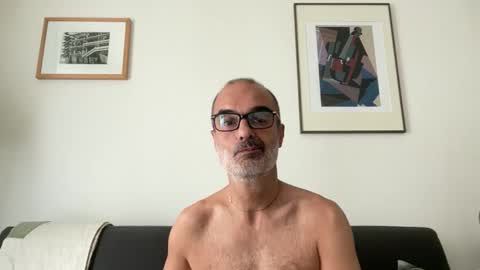 Max Mikado online show from 5, 6, 2026