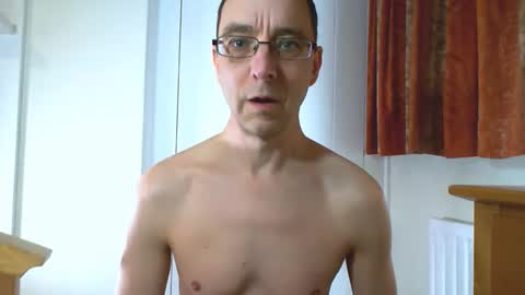 Max Davies online show from 13, 3, 2026