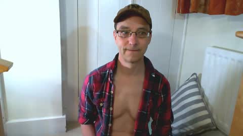 Snapshot of maxdavies chatting on 9, 5, 2026 Max Davies online show from 9, 5, 2026