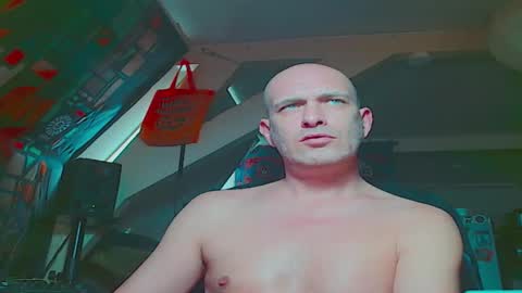 maxhardcore77 online show from 10, 11, 2025