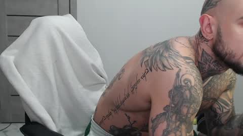 Snapshot of maxi_foxxx chatting on 26, 4, 2026 Maximus Fox online show from 26, 4, 2026