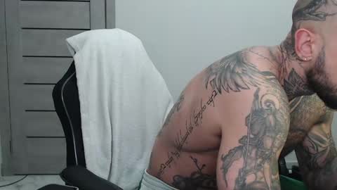 Snapshot of maxi_foxxx chatting on 11, 5, 2026 Maximus Fox online show from 11, 5, 2026