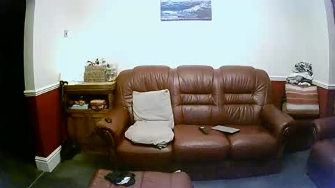 MAX online show from 5, 1, 2025