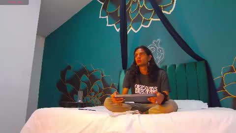 Snapshot of maxi_max0 chatting on 15, 7, 2026 Maxi Max online show from 15, 7, 2026