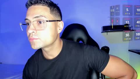 Snapshot of maxi_mux1 chatting on 16, 3, 2026 MAXI online show from 16, 3, 2026