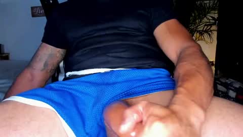 Snapshot of maxi_mux1 chatting on 17, 4, 2026 MAXI online show from 17, 4, 2026