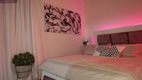 Max online show from 10, 10, 2025