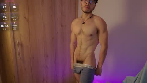 Snapshot of maxifit_ chatting on 12, 2, 2026 Mikael online show from 12, 2, 2026