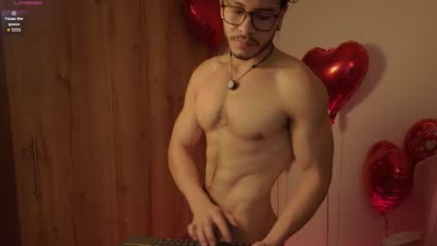 Snapshot of maxifit_ chatting on 14, 2, 2026 Mikael online show from 14, 2, 2026