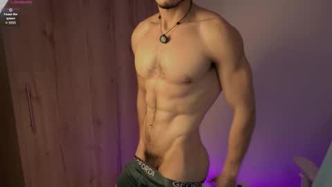 Snapshot of maxifit_ chatting on 2, 3, 2026 Mikael online show from 2, 3, 2026