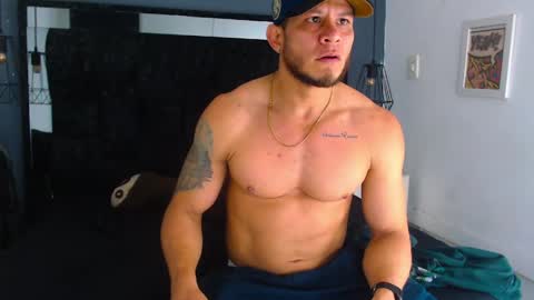 Snapshot of maximiliano_stronge chatting on 8, 6, 2026 Maximiliano online show from 8, 6, 2026