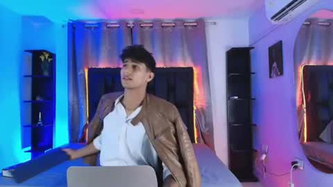 Maximo online show from 22, 6, 2026